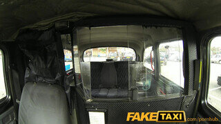 Valyon mire számított amikor beült a kamerákkal teli taxiba?
